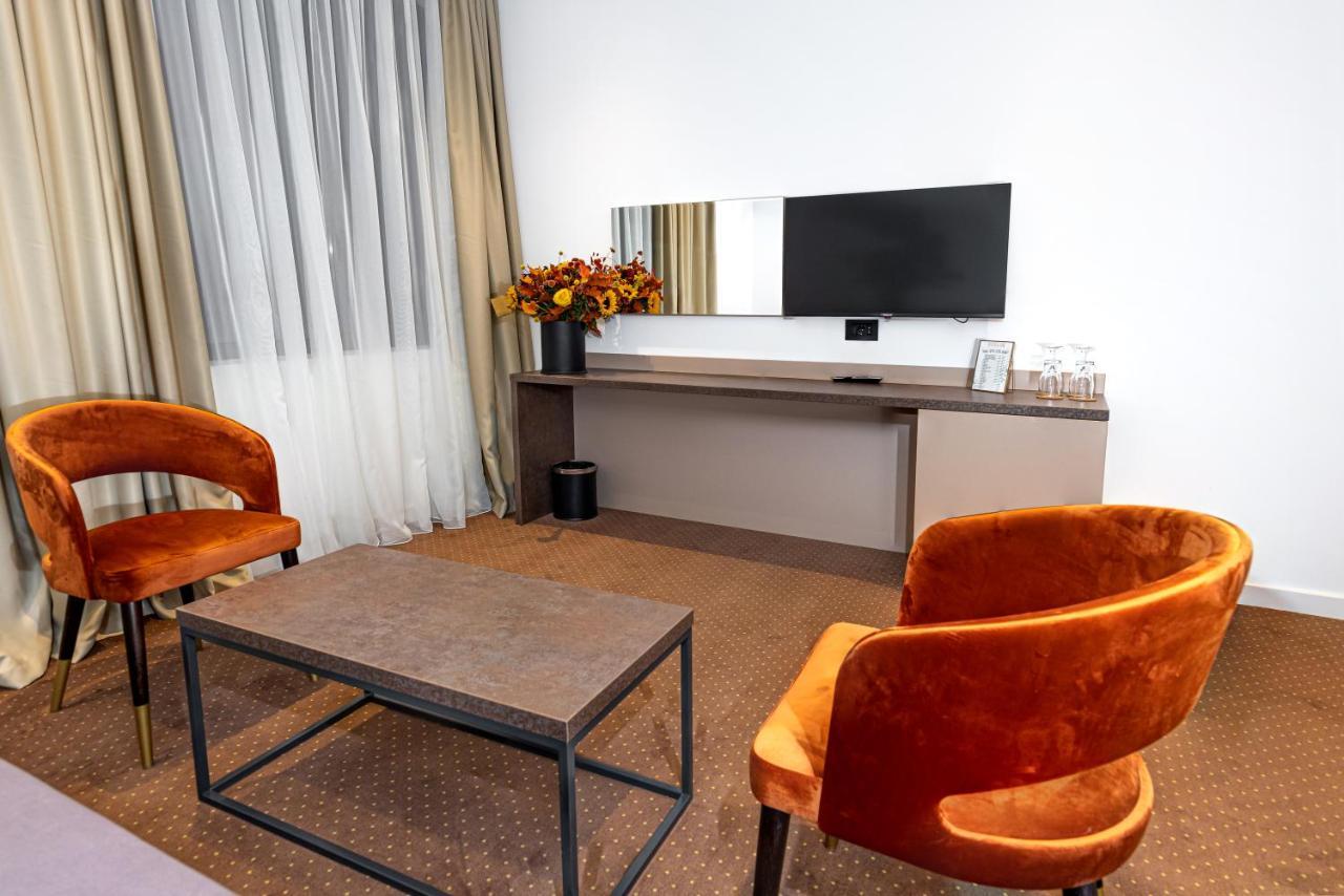 Hotel Ub Aqua Park Ub エクステリア 写真